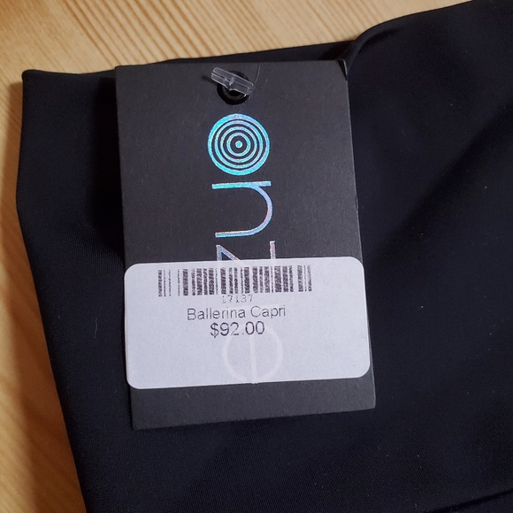 Onzie med/LG Ballerina Capri - Picture 2 of 4